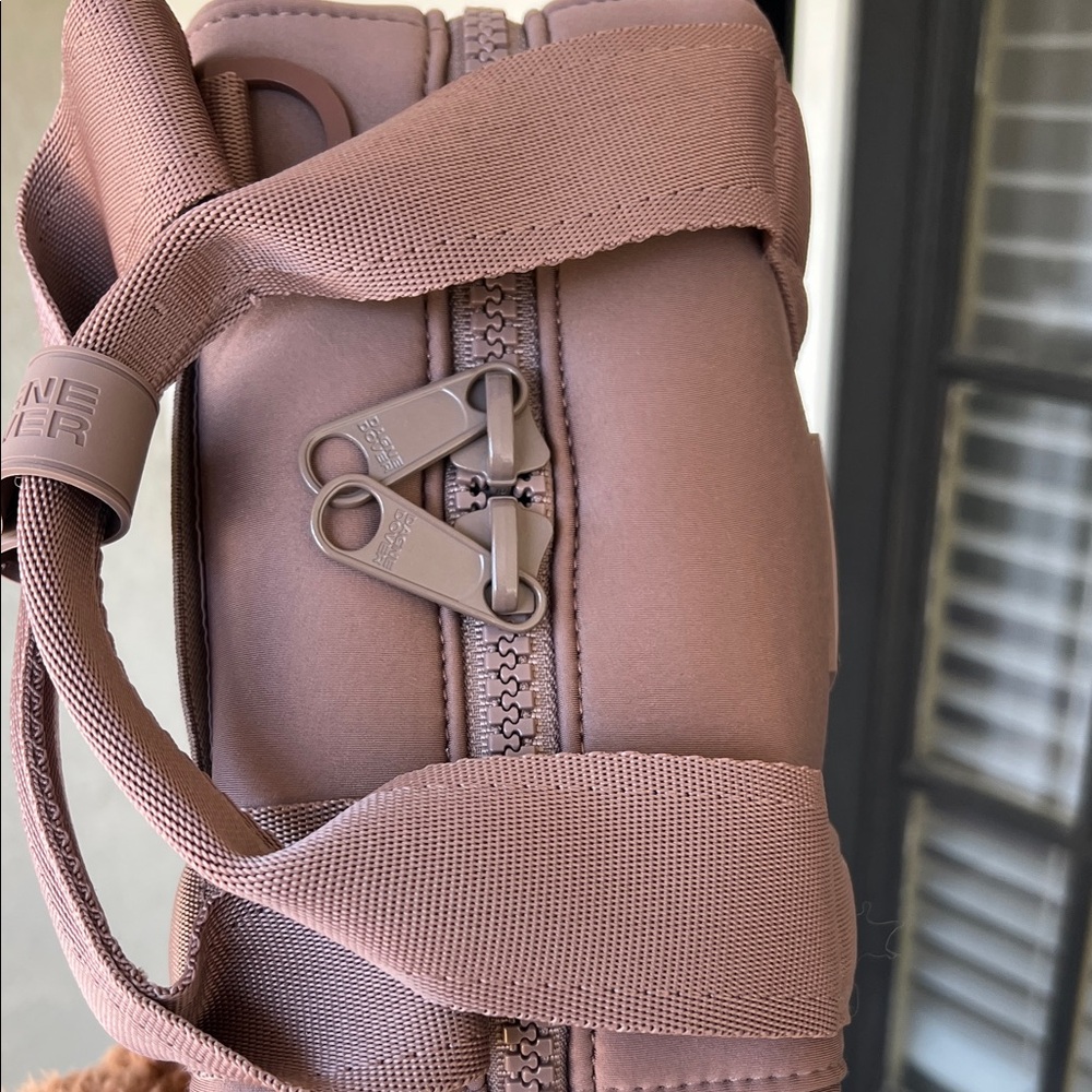Dagne Dover Landon Carryall Extra Small in Dune - Picture 6 of 11